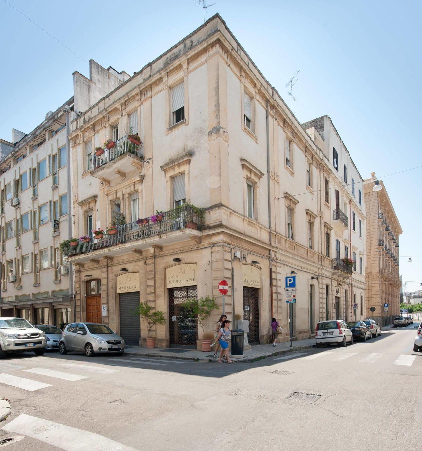 H Central Lecce Buitenkant foto